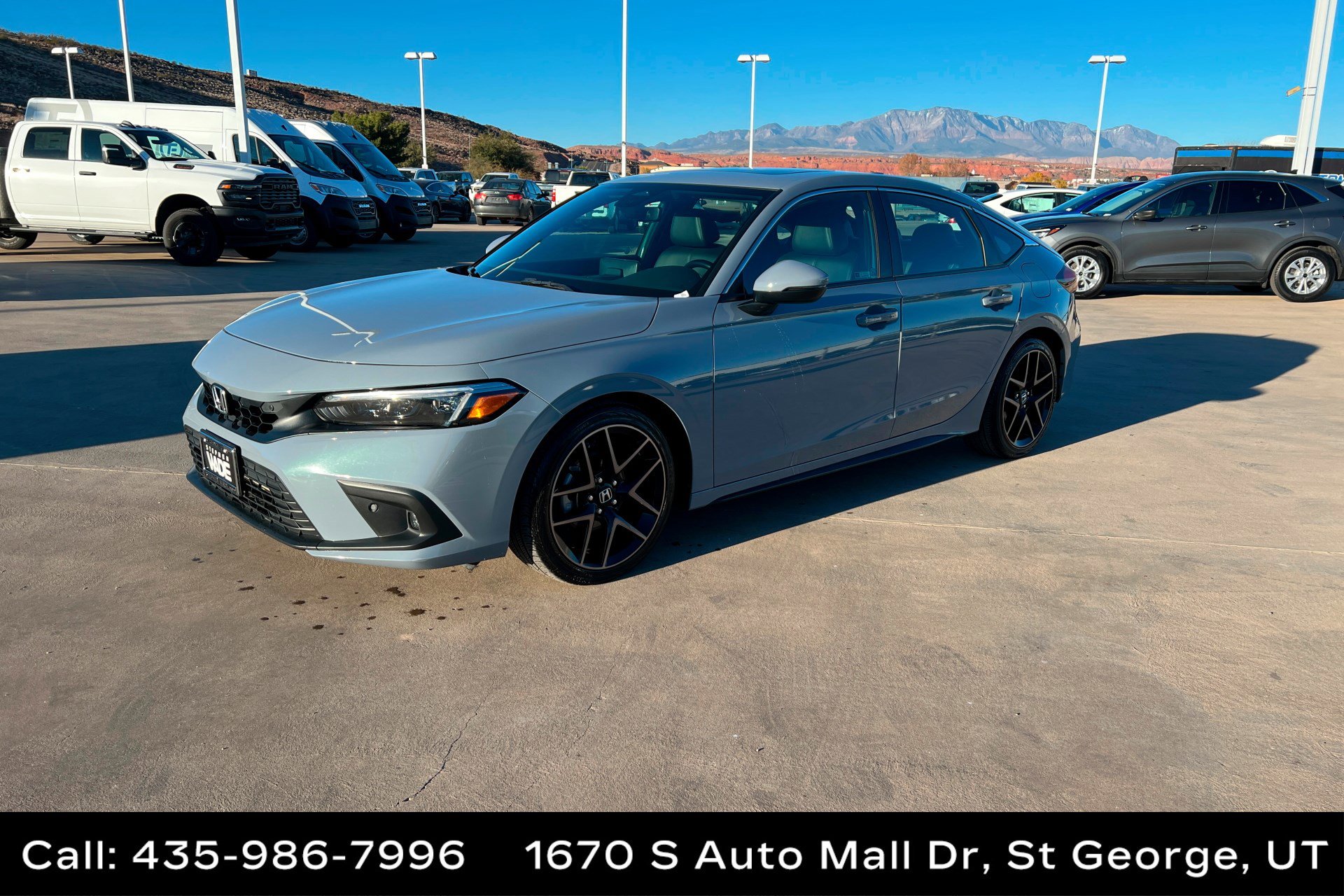 2022 Honda Civic Hatchback Sport Touring's photo