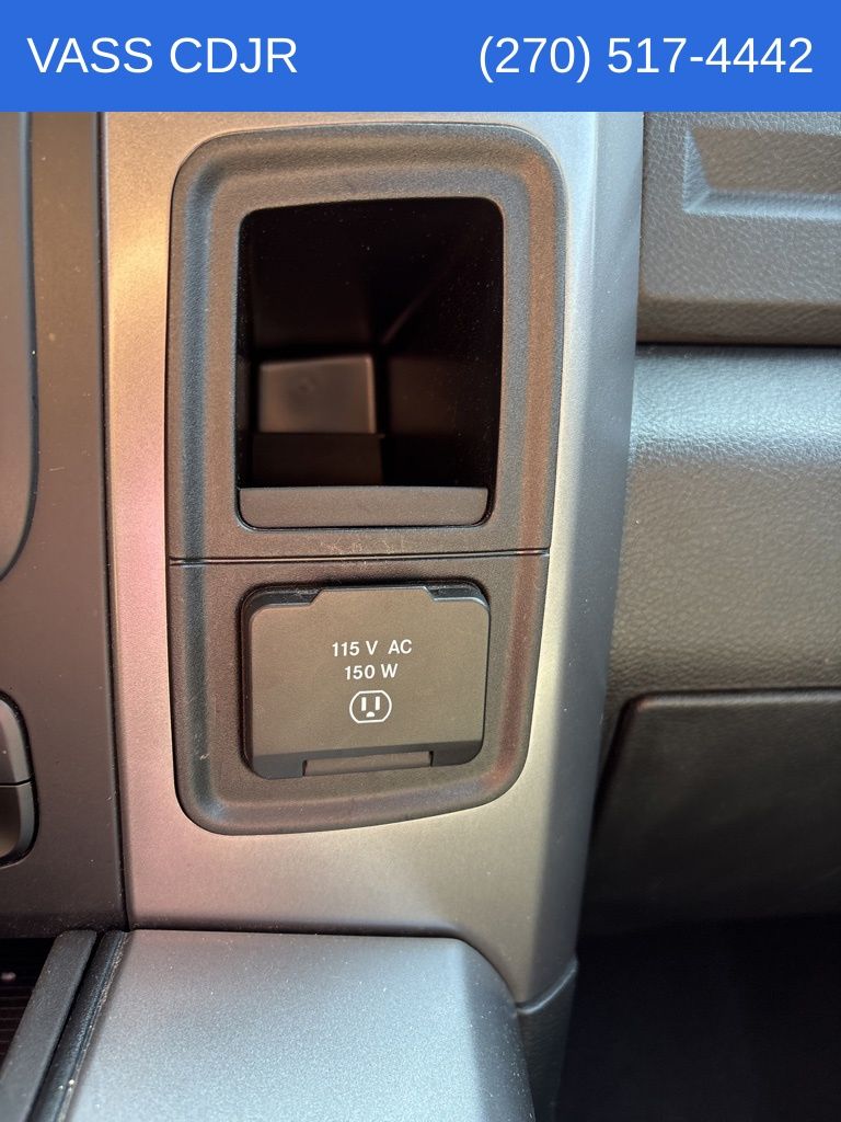 2023 Ram 1500 SLT photo 24
