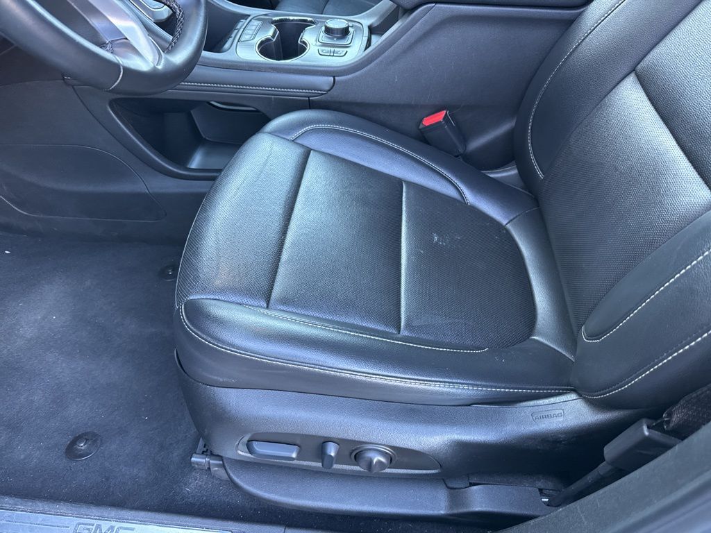 2023 Gmc Acadia SLT photo 4