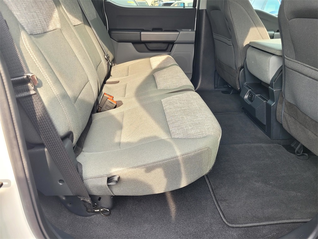 2023 Ford F-150 XLT photo 17