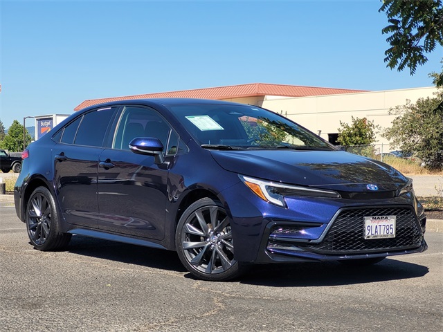 2024 Toyota Corolla Hybrid SE photo 2