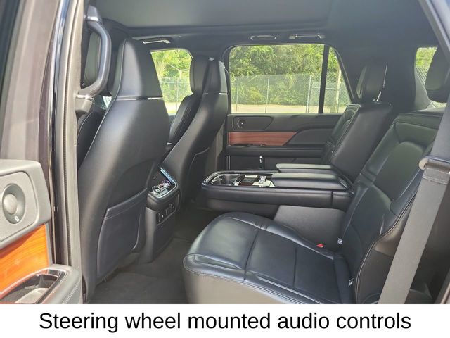 2019 Lincoln Navigator Reserve photo 16