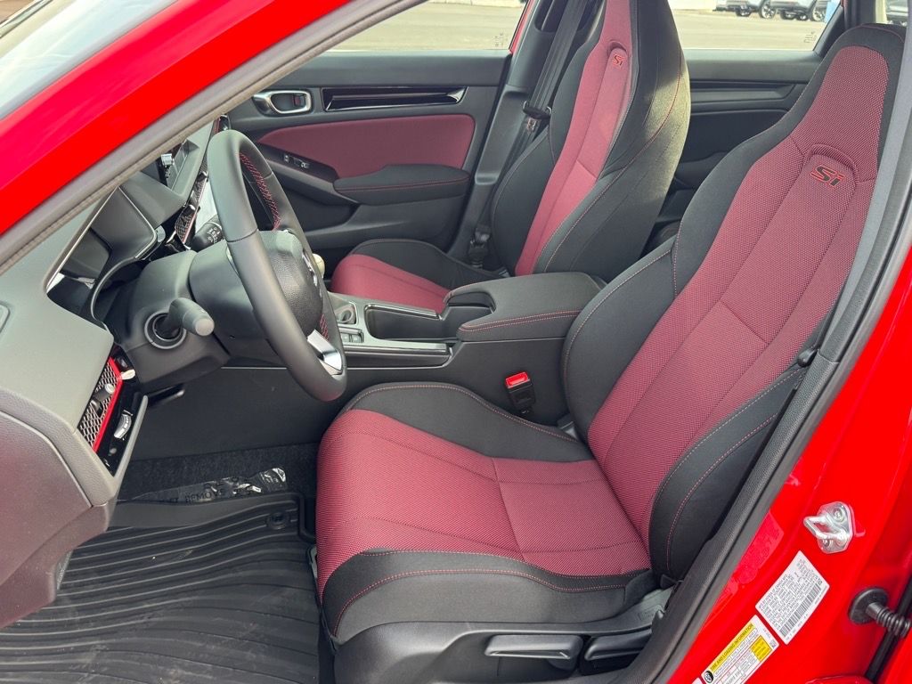 2026 Honda Civic Si photo 4