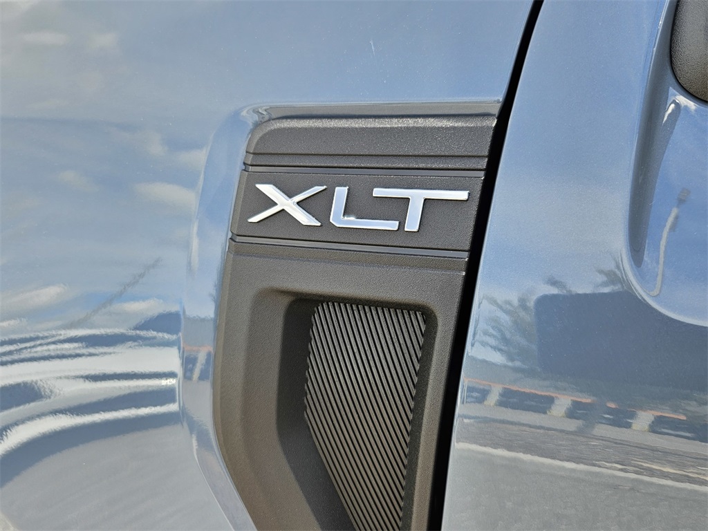 2025 Ford Maverick XLT photo 30