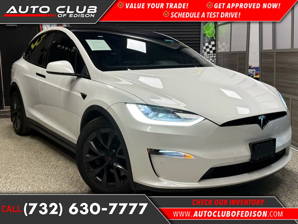 2022 Tesla Model X Long Range's photo