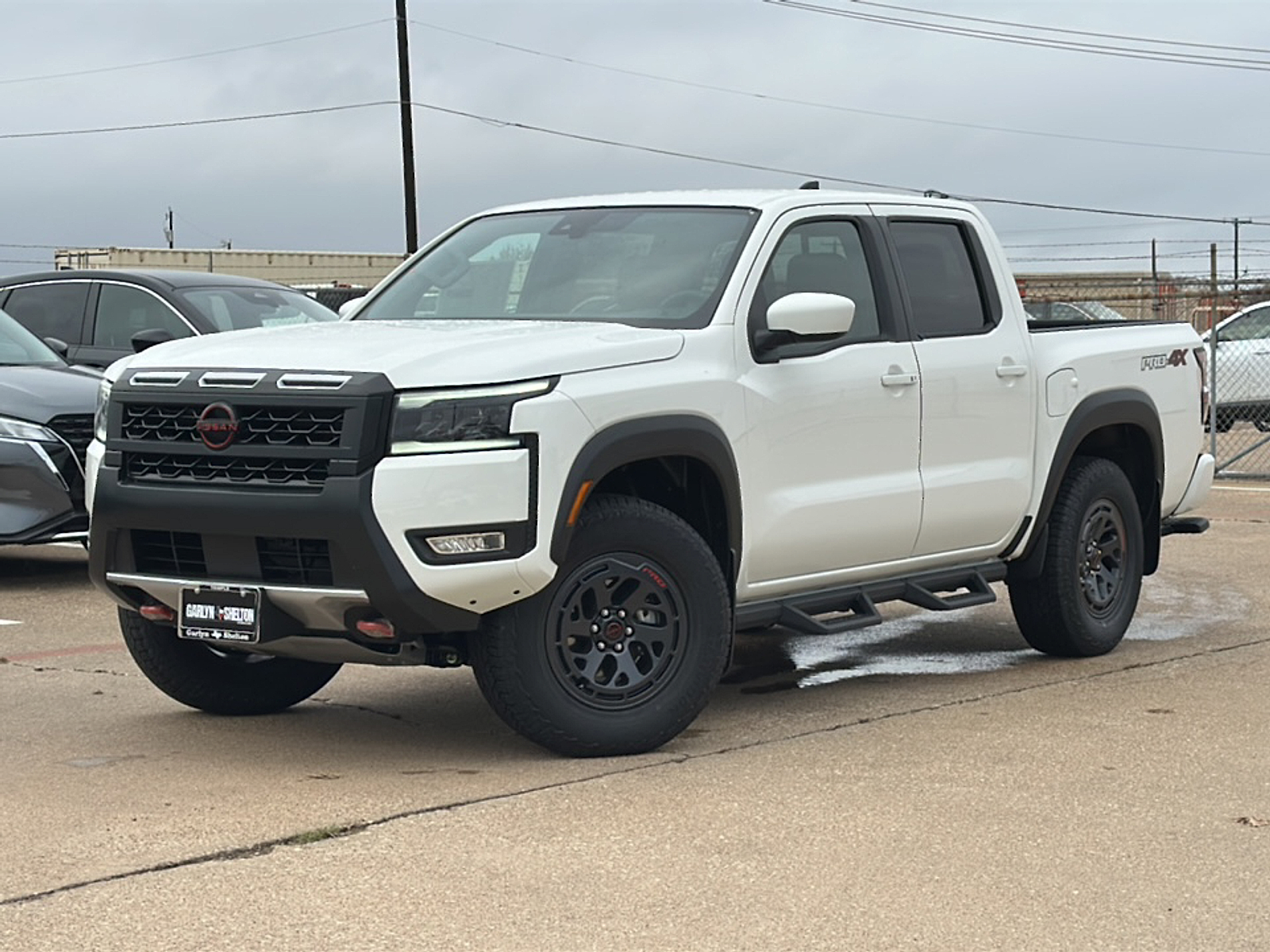 2026 Nissan Frontier Crew Cab PRO-4X photo 2