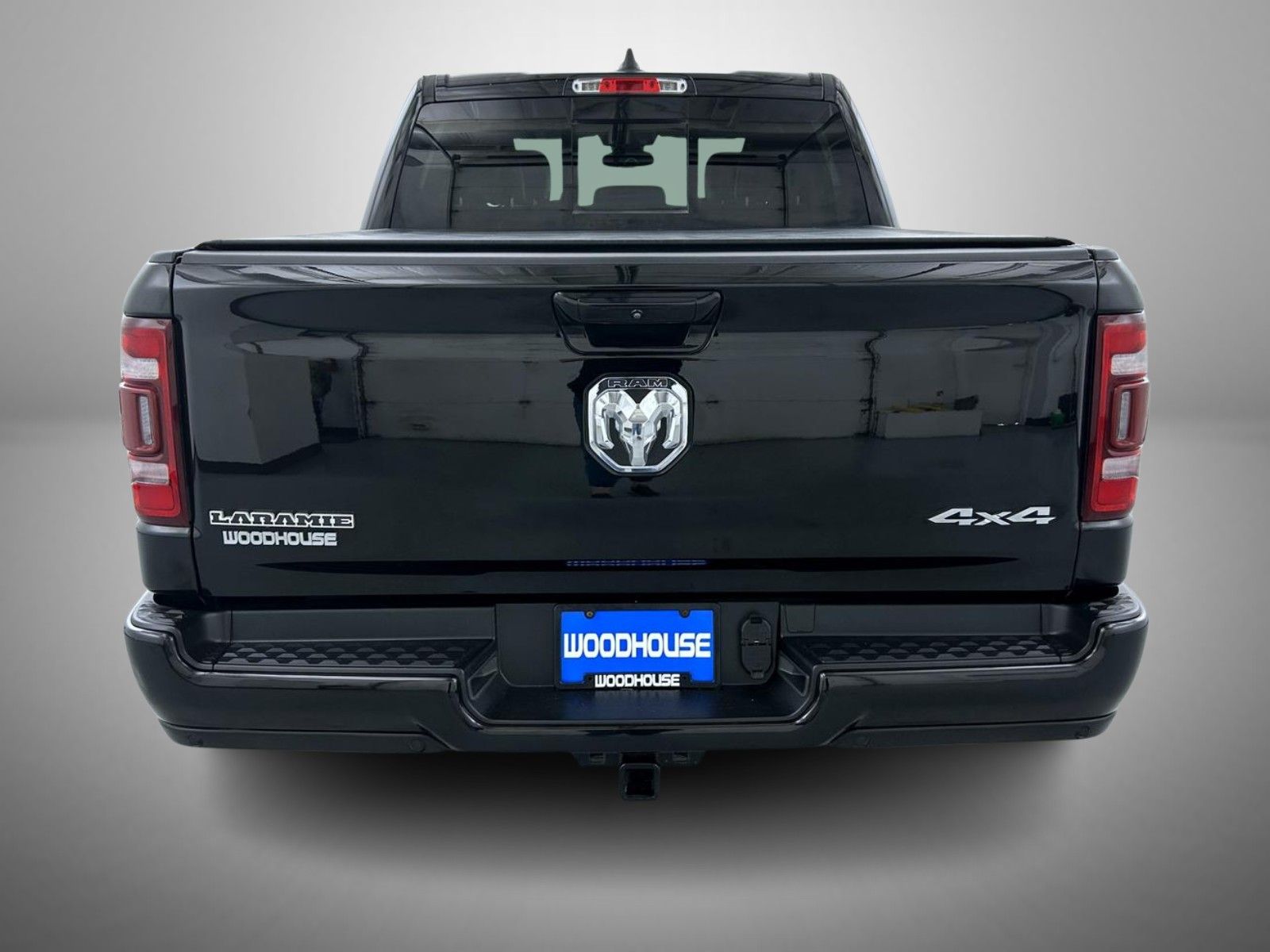 2019 Ram 1500 Laramie photo 3