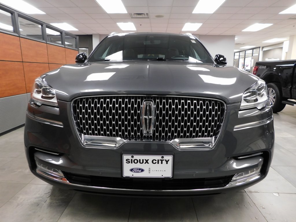 2021 Lincoln Aviator Reserve photo 3
