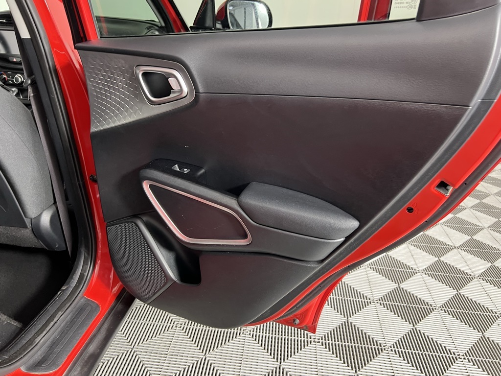 2023 Kia Soul LX photo 19