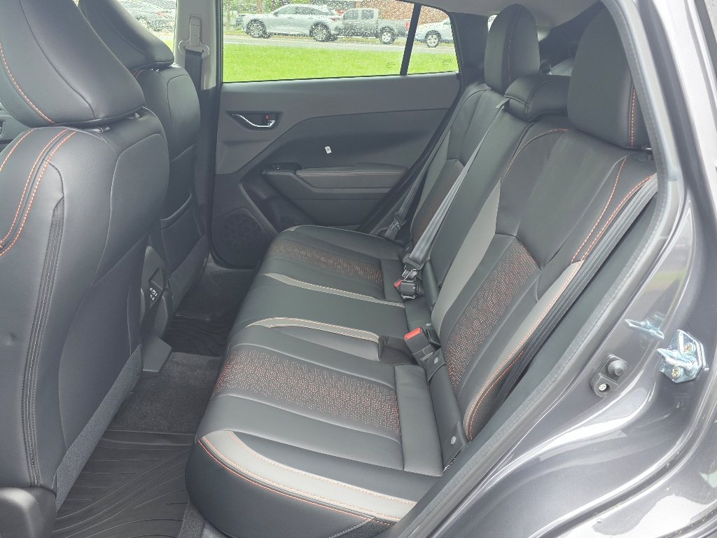 2025 Subaru Crosstrek Limited photo 9