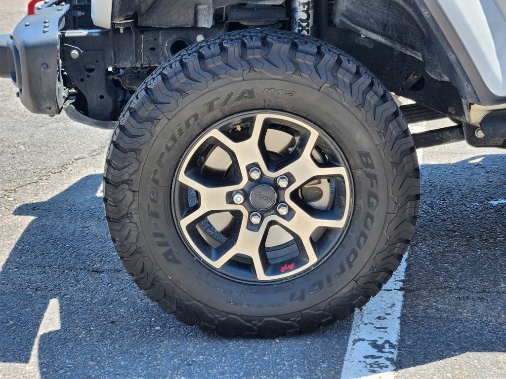 2018 Jeep Wrangler Unlimited Rubicon photo 3