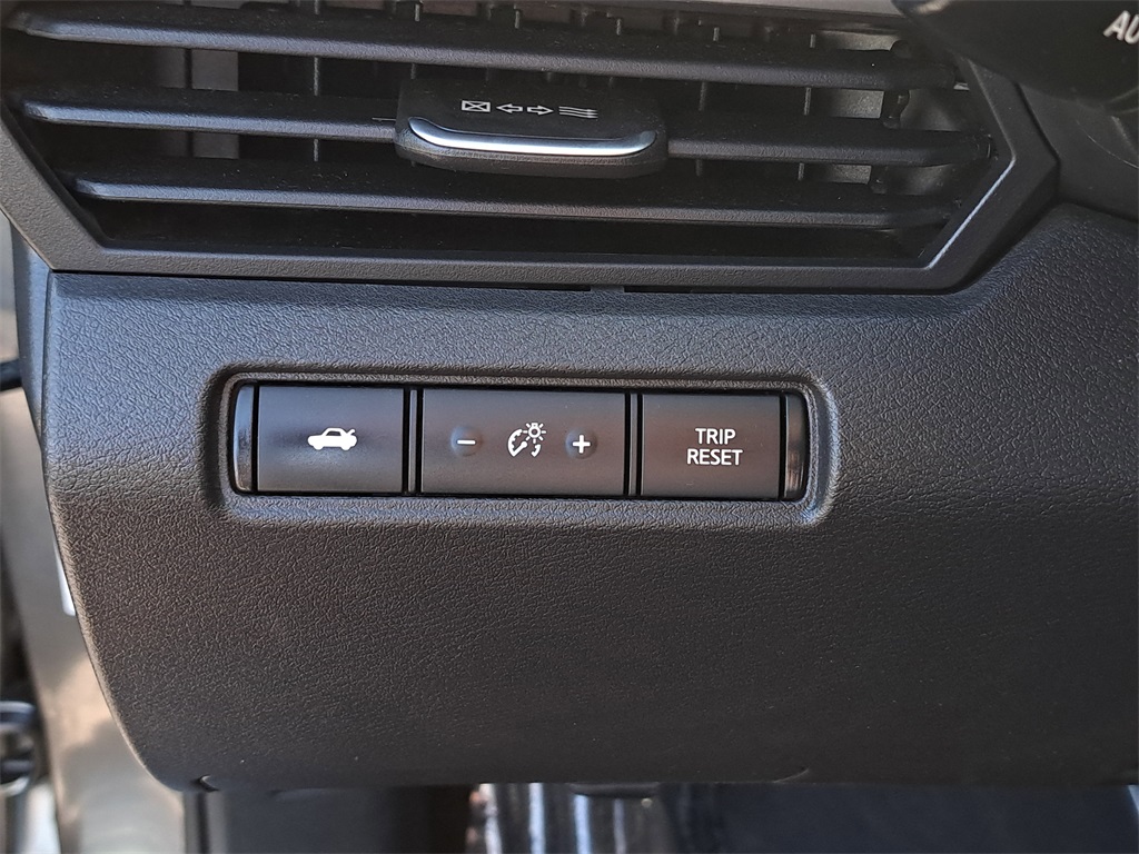 2023 Nissan Altima 2.5 SV photo 23
