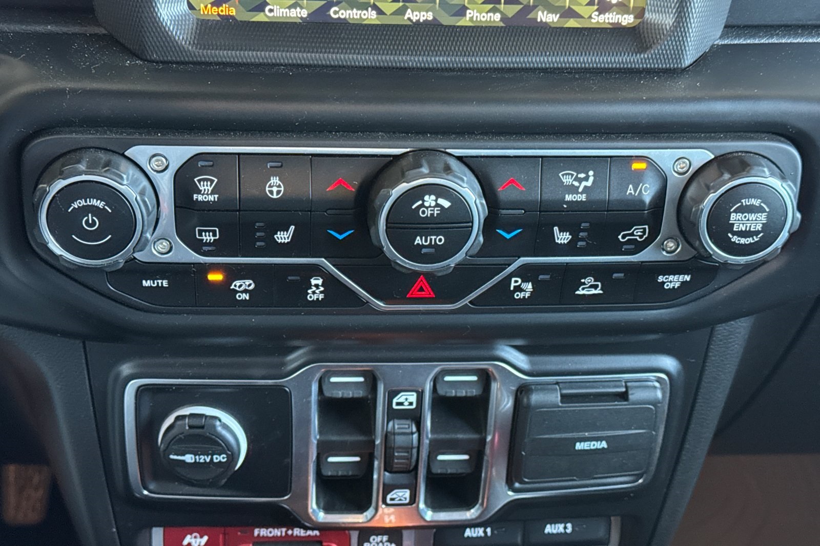 2023 Jeep Wrangler Rubicon 392 photo 18