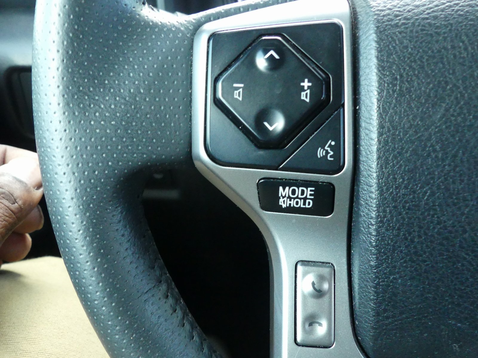 2022 Toyota 4Runner SR5 photo 11