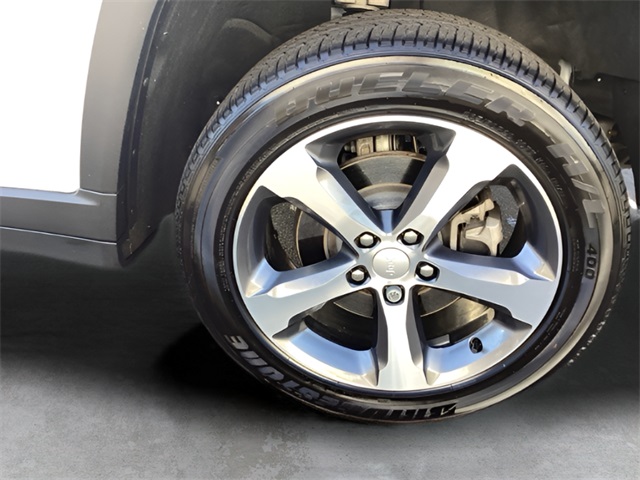 2023 Jeep Cherokee 4xe photo 10