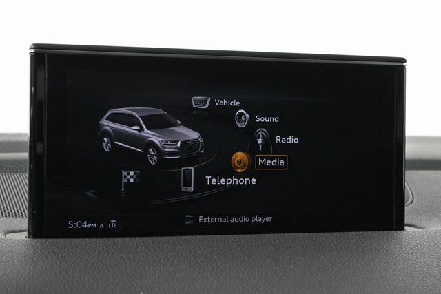 2017 Audi Q7 3.0T Premium Plus photo 13