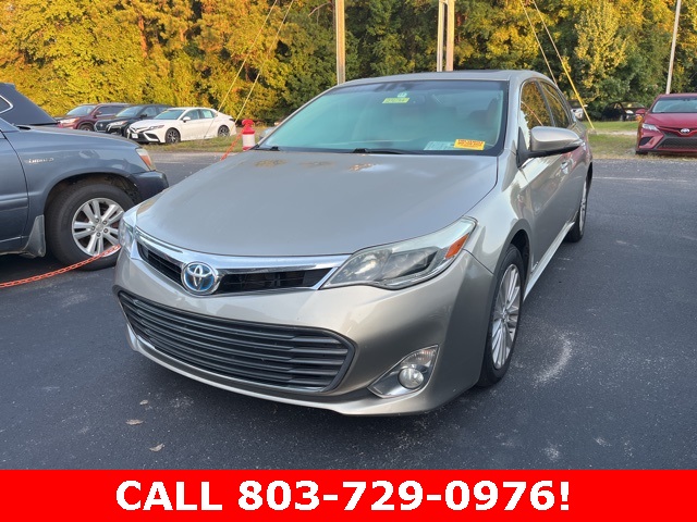2015 Toyota Avalon Hybrid Limited photo 2