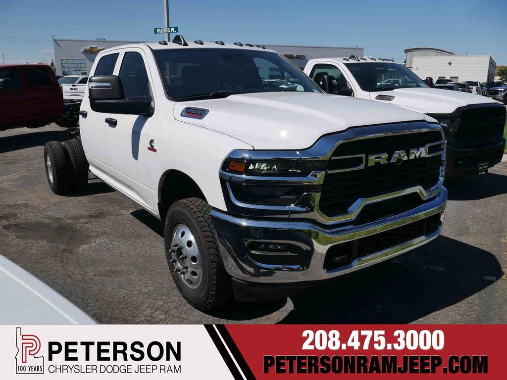 2025 RAM Ram 3500 Chassis Cab Tradesman's photo