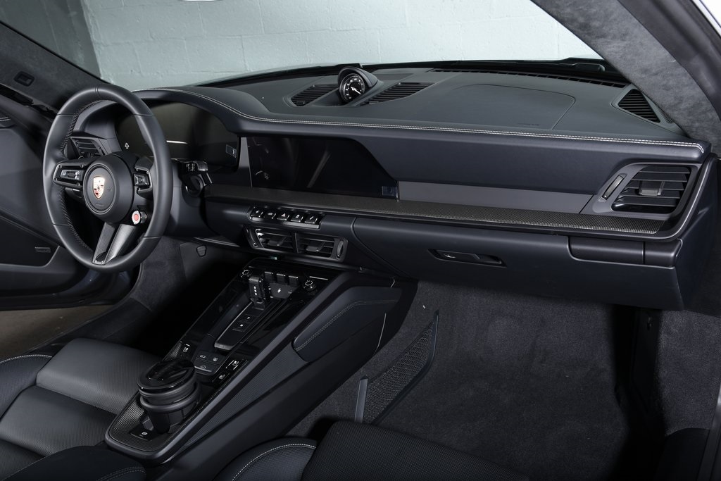 2026 Porsche 911 Coupe GTS photo 24