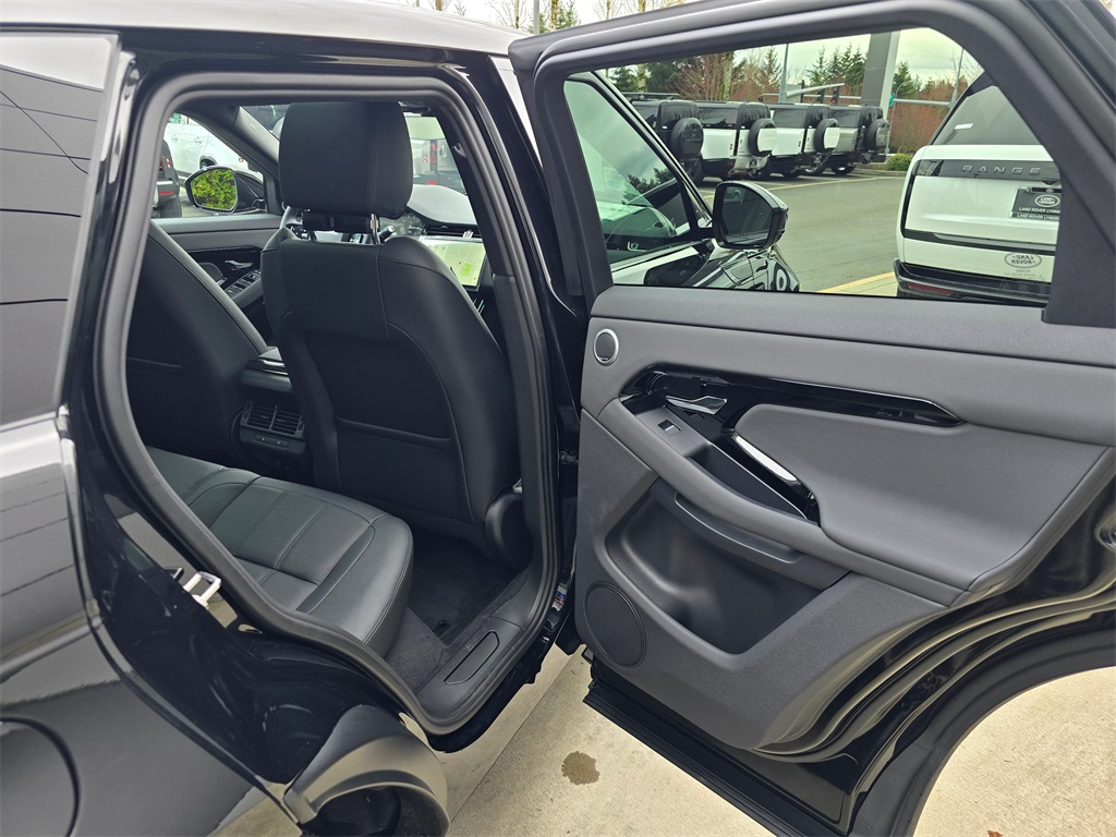 2026 Land Rover Range Rover Evoque S photo 24