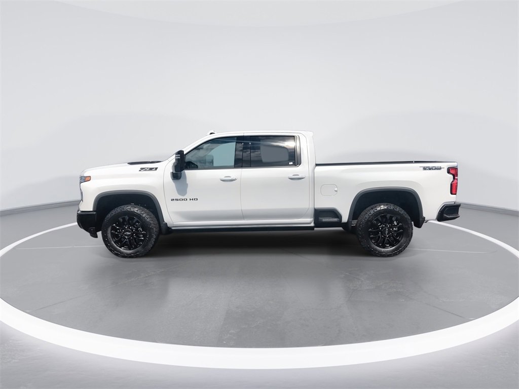 2025 Chevrolet Silverado 2500HD LTZ photo 5