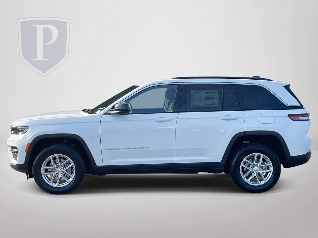 2025 Jeep Grand Cherokee Laredo X photo 4