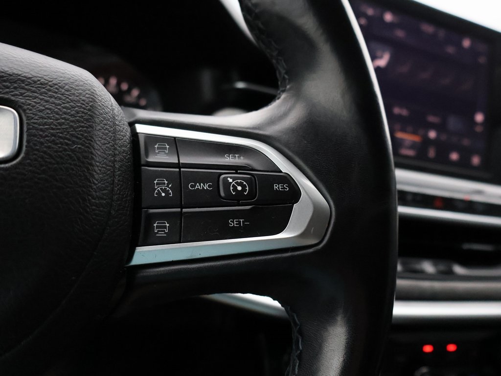 2022 Jeep Compass Latitude photo 28