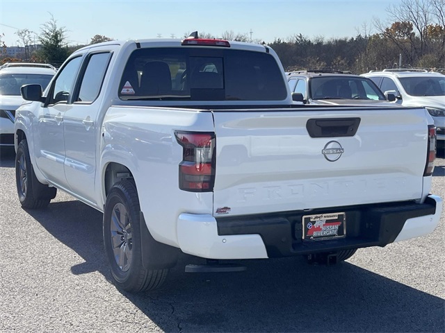 2026 Nissan Frontier Crew Cab SV photo 4