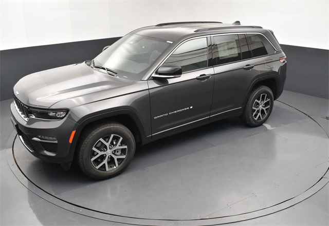 2025 Jeep Grand Cherokee Limited photo 15