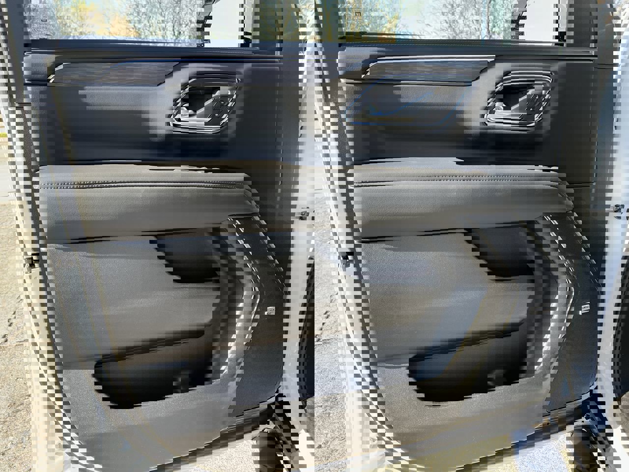 2024 Chevrolet Tahoe Z71 photo 22