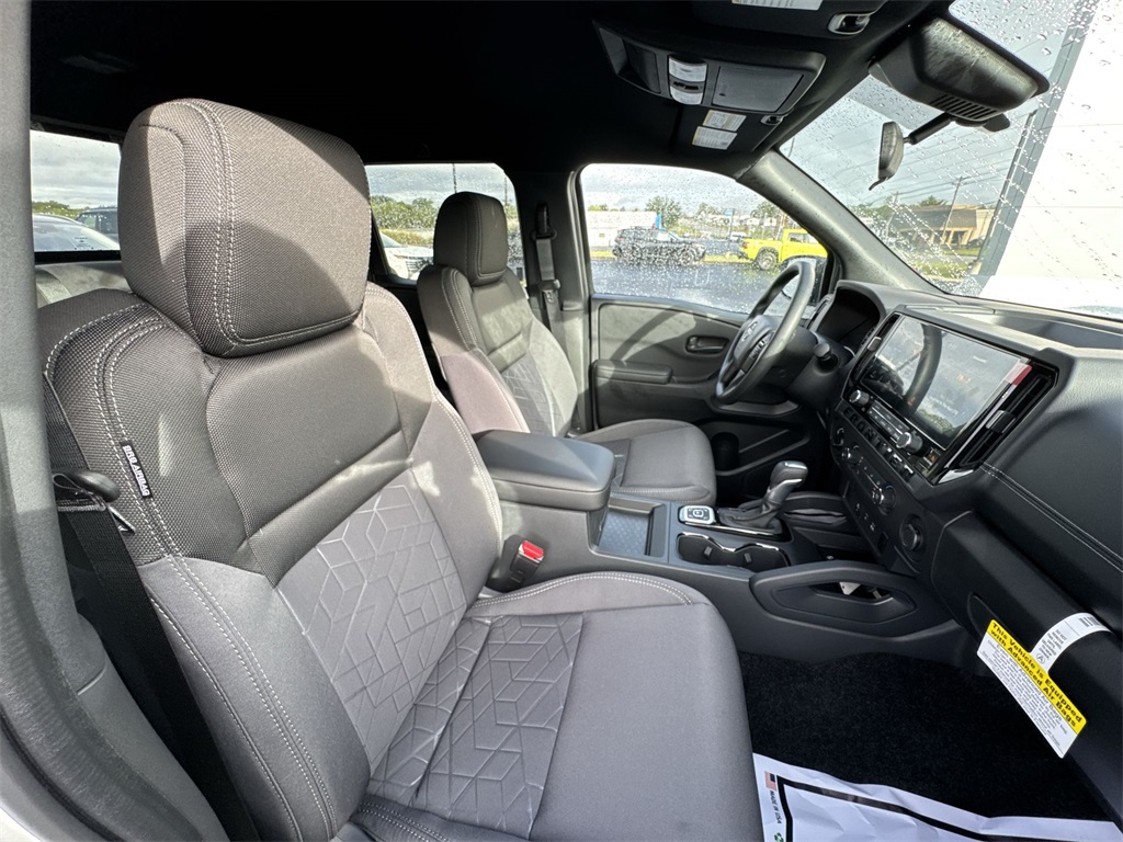2026 Nissan Frontier Crew Cab SV photo 23