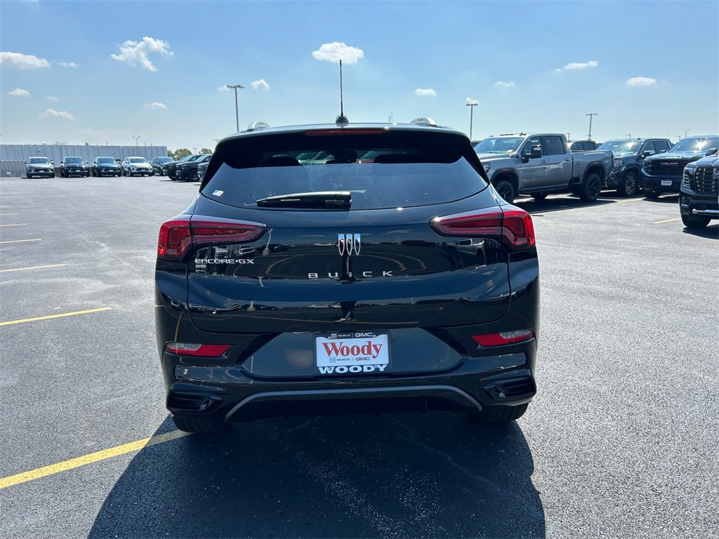 2026 Buick Encore GX Sport Touring photo 4