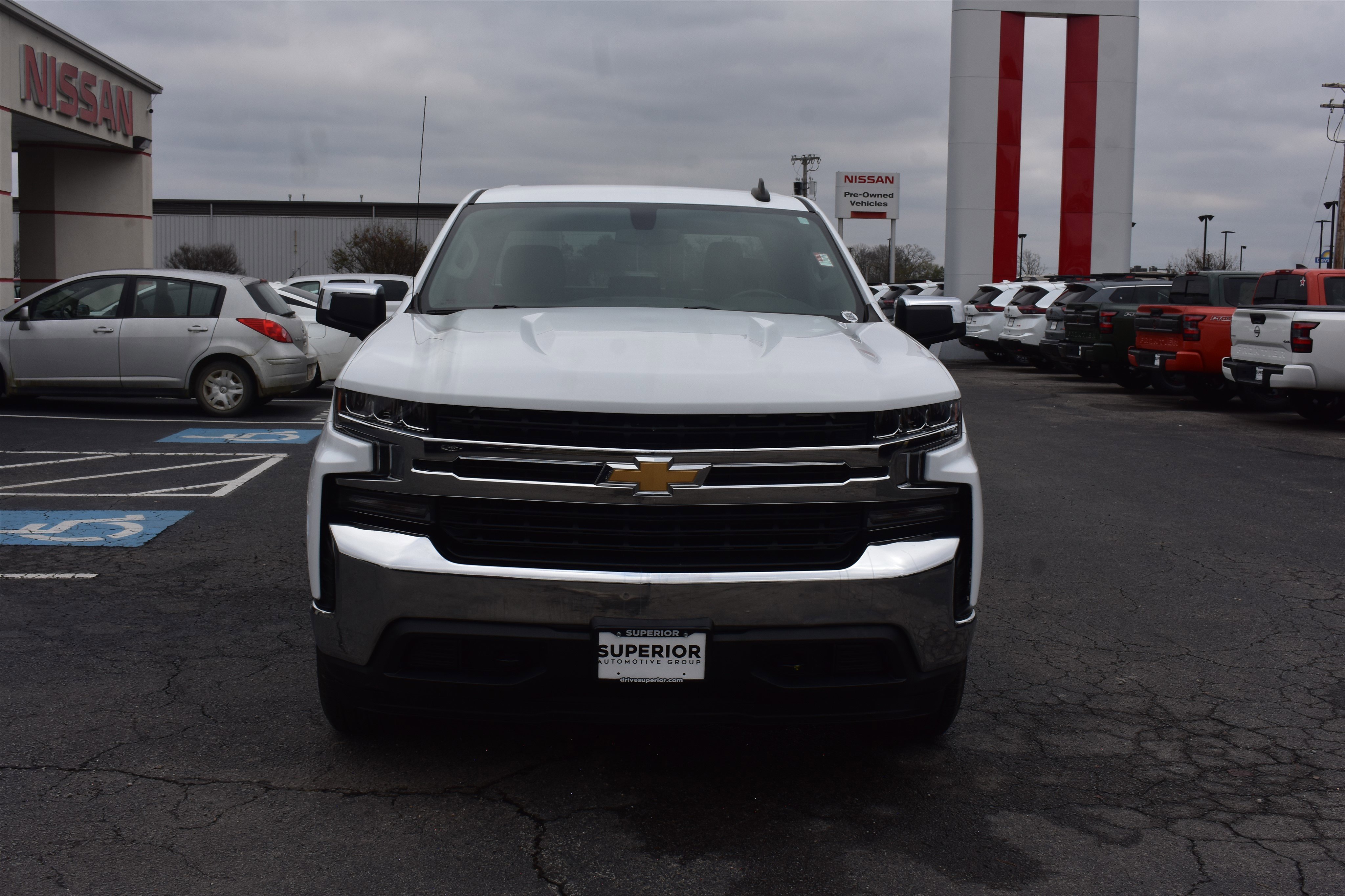 Used 2019 Chevrolet Silverado 1500 LT with VIN 3GCUYDEDXKG200797 for sale in Little Rock