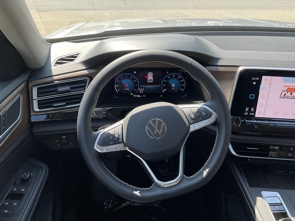 2026 Volkswagen Atlas SE Technology photo 7