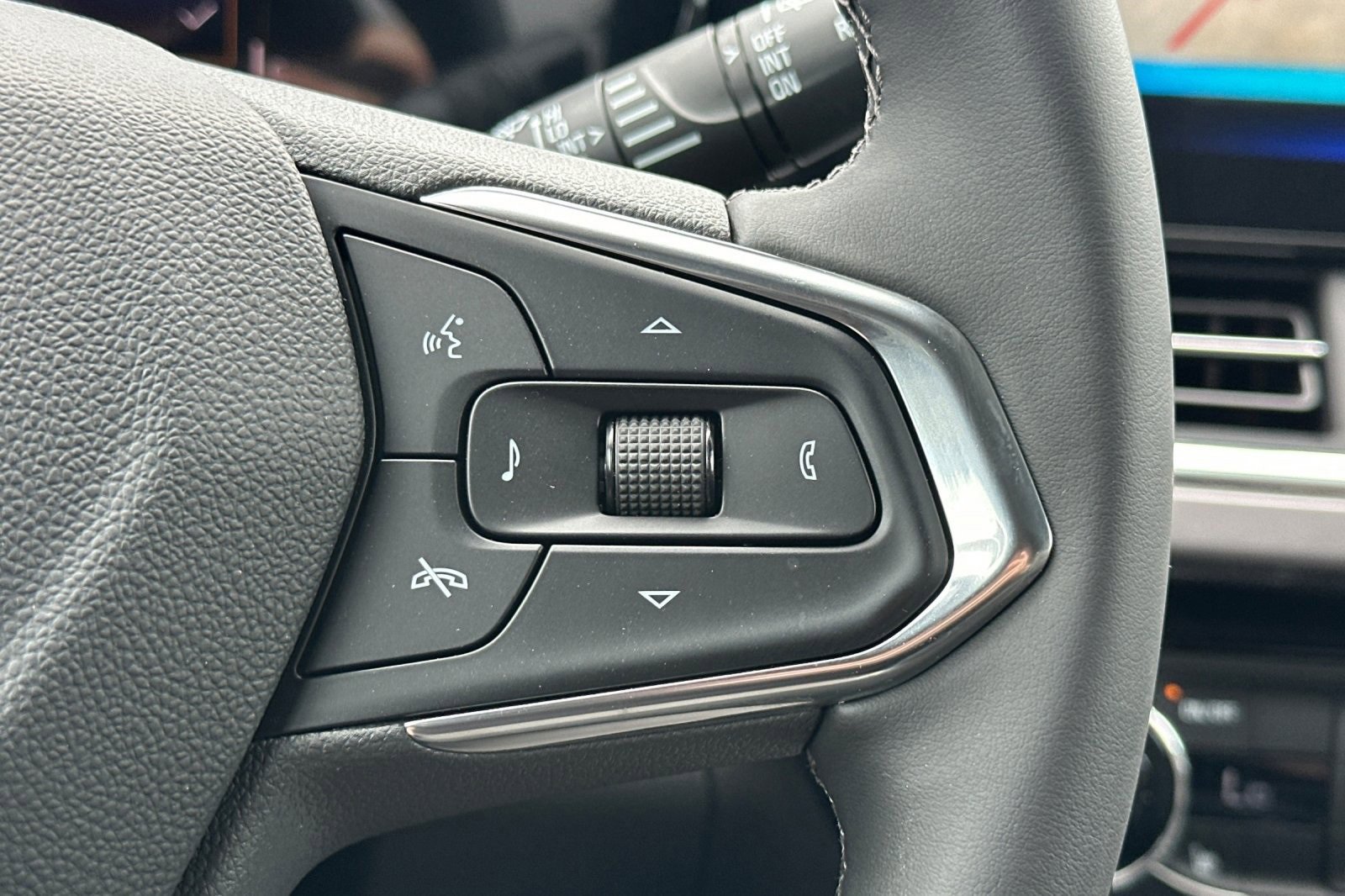 2025 Chevrolet Trax ACTIV photo 27