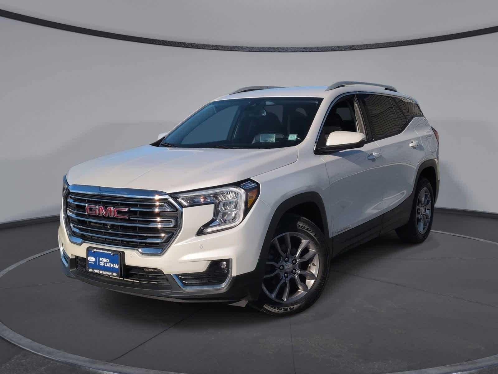 2022 GMC Terrain SLT's photo
