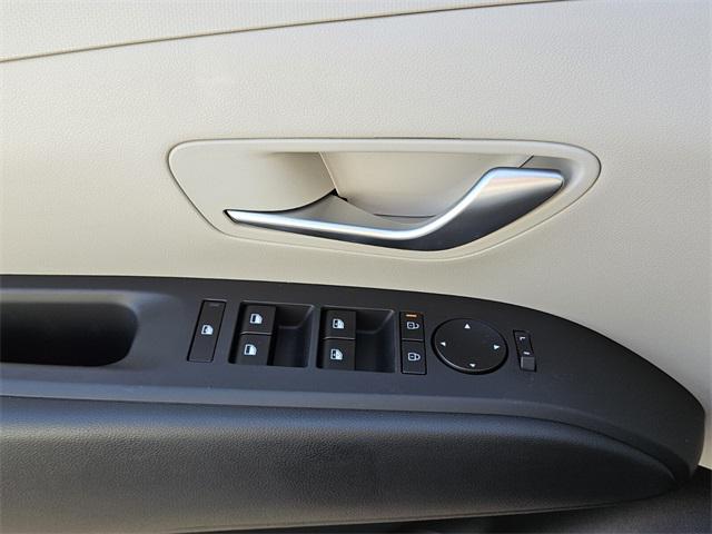2026 Hyundai Tucson SEL photo 26