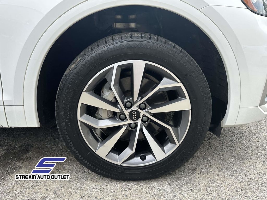 2023 Audi Q5 45 S line Premium photo 7
