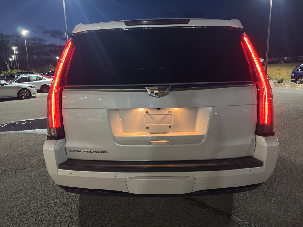 2016 Cadillac Escalade ESV Premium photo 4