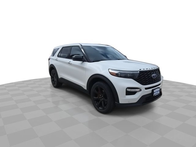 2022 Ford Explorer ST photo 2