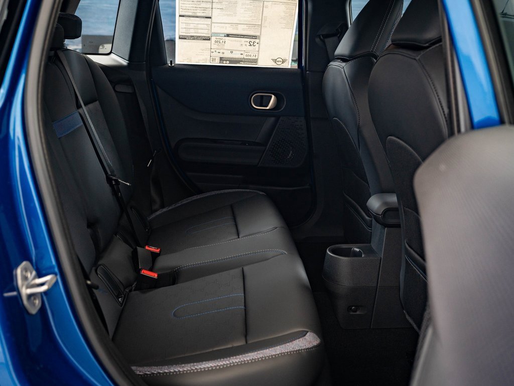 2026 Mini Cooper 4 Door Hardtop Signature photo 28