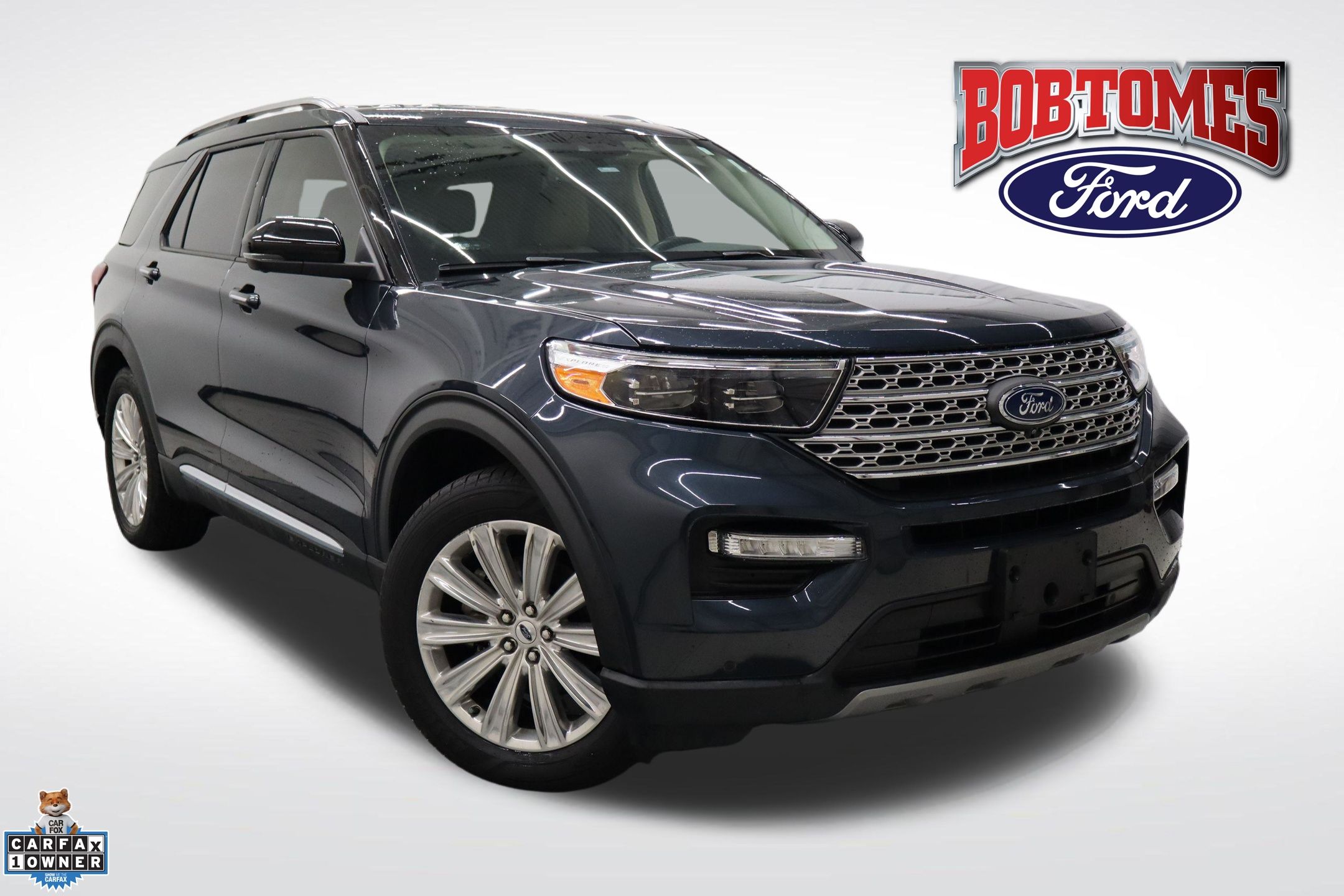 2022 Ford Explorer Limited's photo