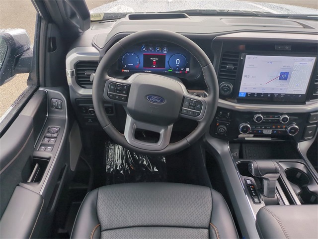 2025 Ford F-150 Lariat photo 16
