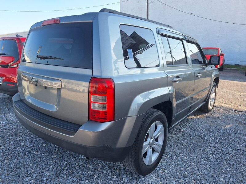 2012 Jeep Patriot Sport photo 4