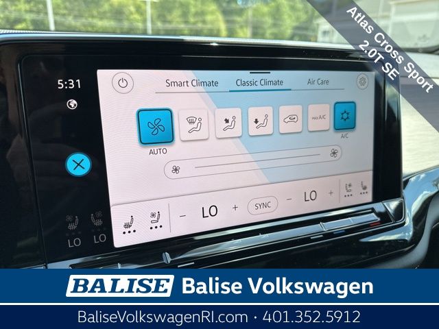 2025 Volkswagen Atlas Cross Sport SE Technology photo 14