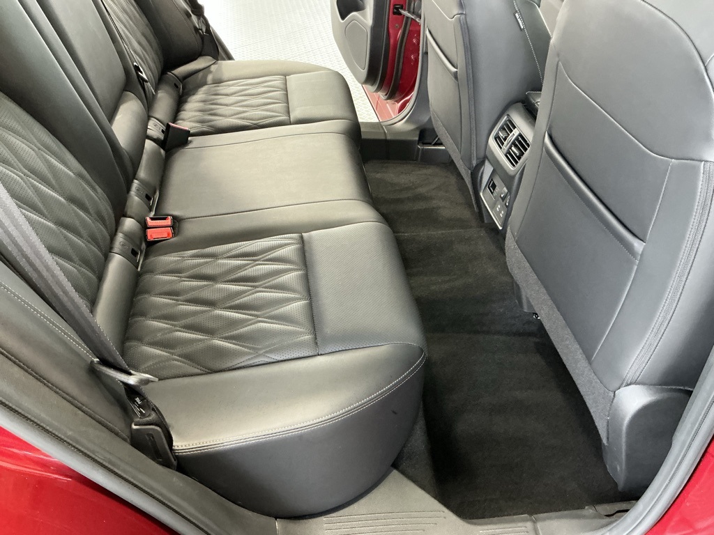2024 Nissan Rogue Platinum photo 26