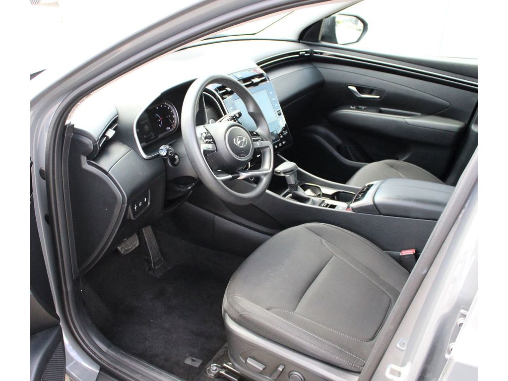 2024 Hyundai Tucson SEL photo 2