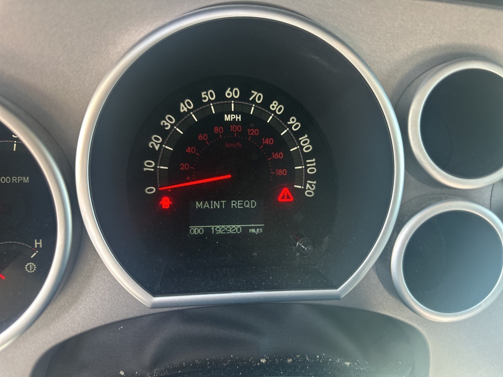 2011 Toyota Sequoia Platinum photo 5