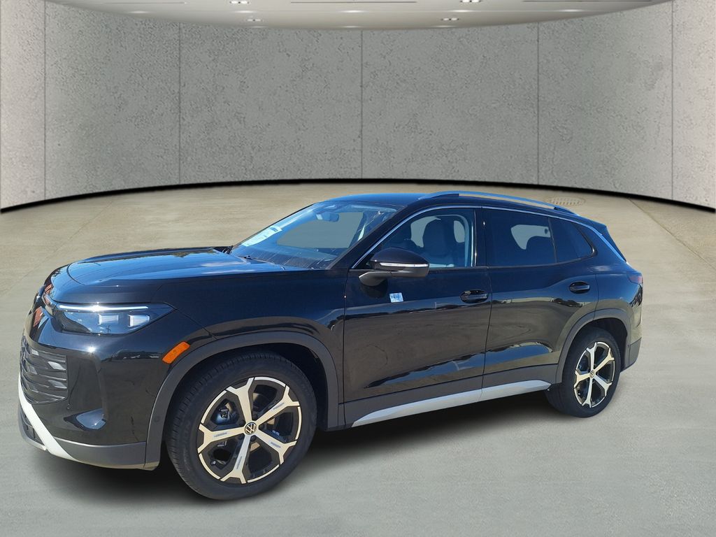 2026 Volkswagen Tiguan SE's photo