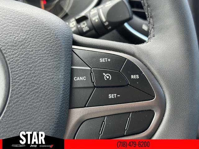 2021 Jeep Cherokee Latitude Lux photo 20